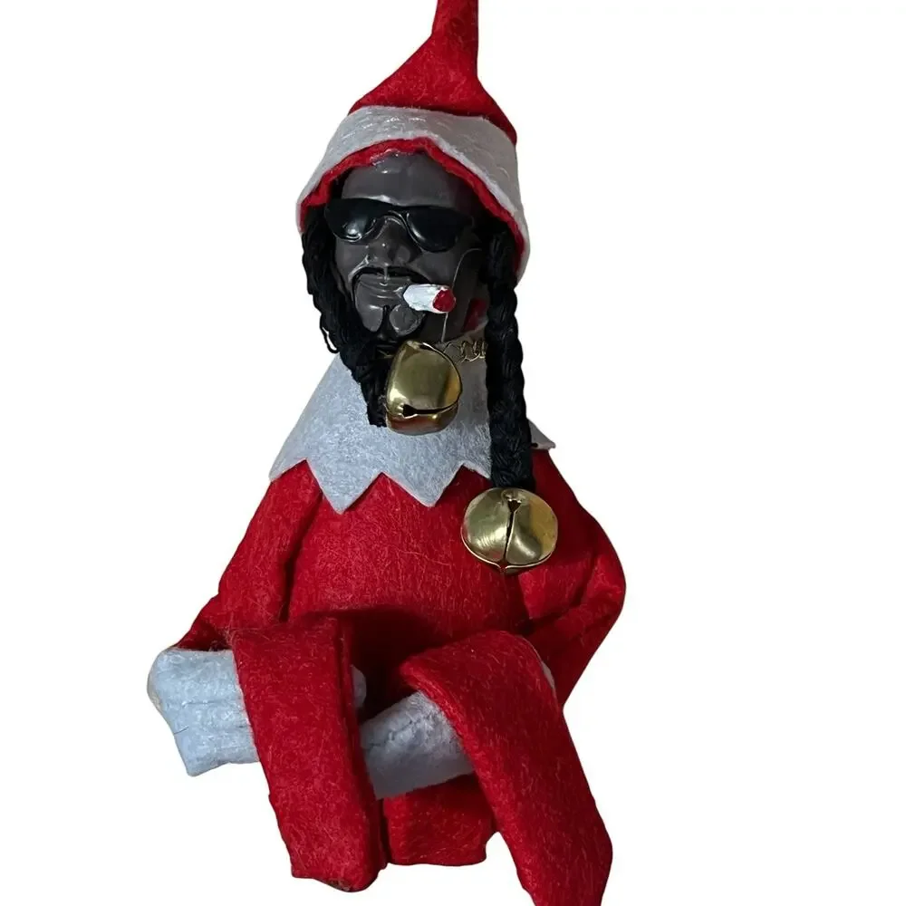 2025 Christmas Elf Doll Snoop Dog on A Bent Hip Hop Naughty Toy Gift Home Decor